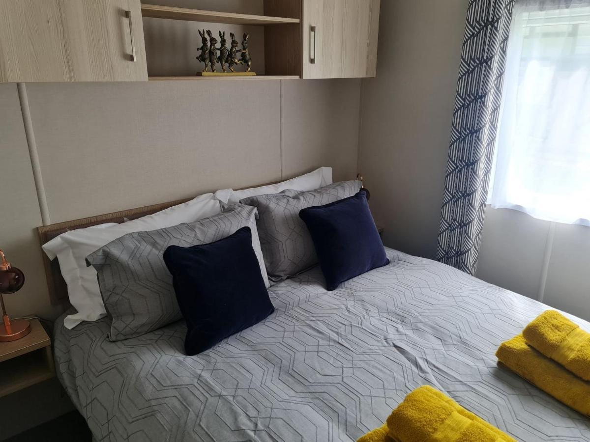 The Tiddler - Plot 101, Woodlands Lodge Retreat, New Quay, West Wales Llanina Exteriér fotografie